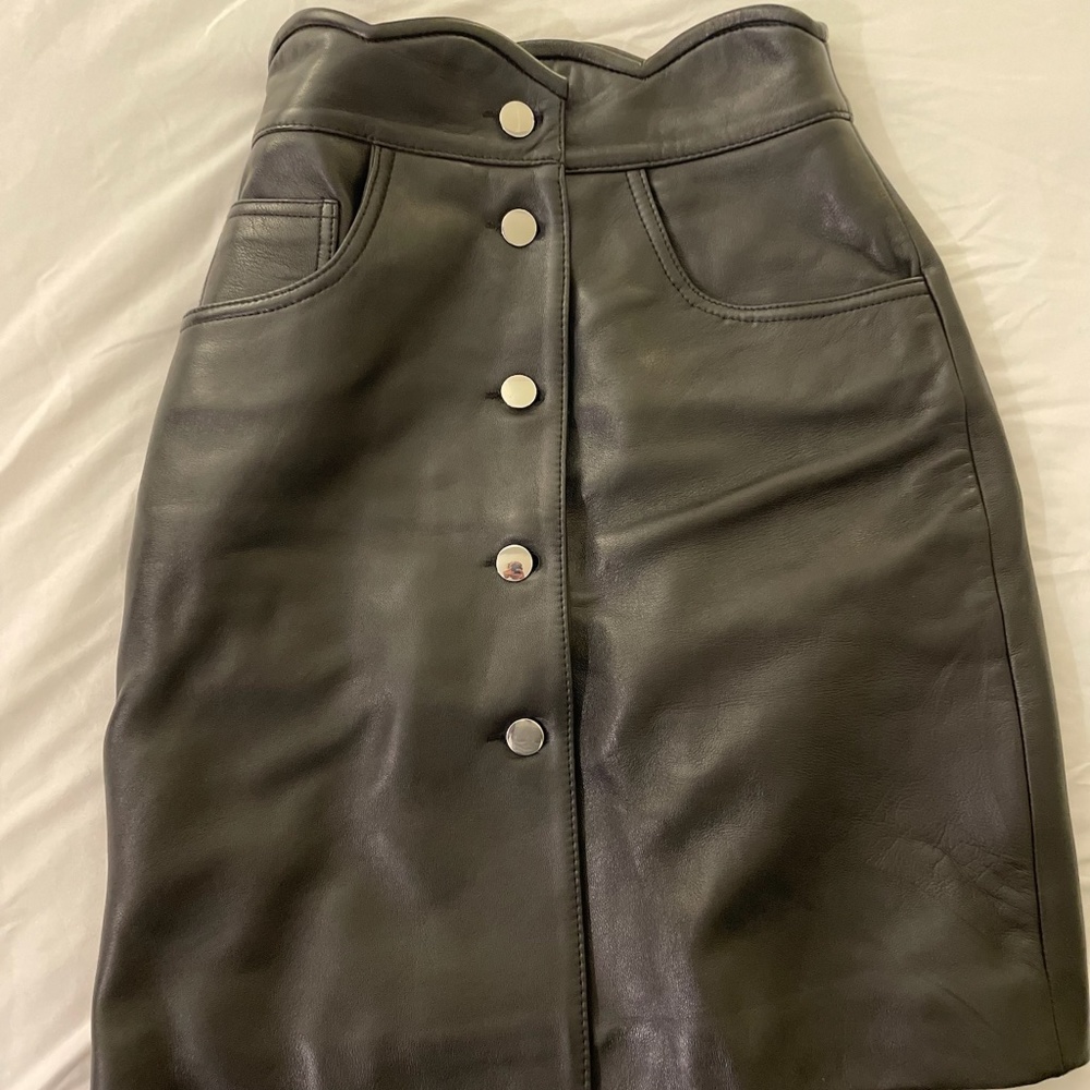 MAJE LEATHER SKIRT UNWORN - BLACK WITH SILVER BUTTONS